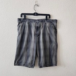 Utility Gray and Blue Plaid Cotton Casual Shorts Size 34 Button Back Pockets